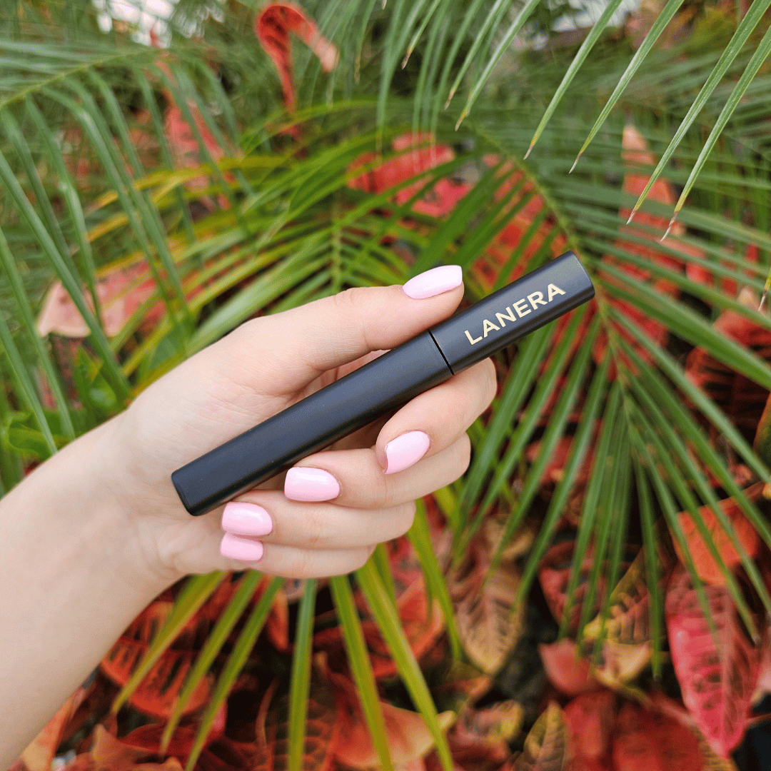 High-Definition Mascara